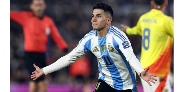 Atlético de Madridin uusi nuori argentiinalainen pelaaja Thiago Almada liittyy joukkueeseen